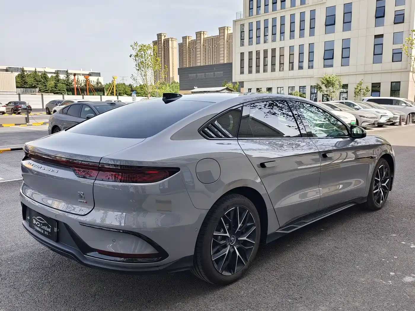 BYD Han 2025 DM-i Smart Driving Edition 125KM LiDAR Flagship фото 9