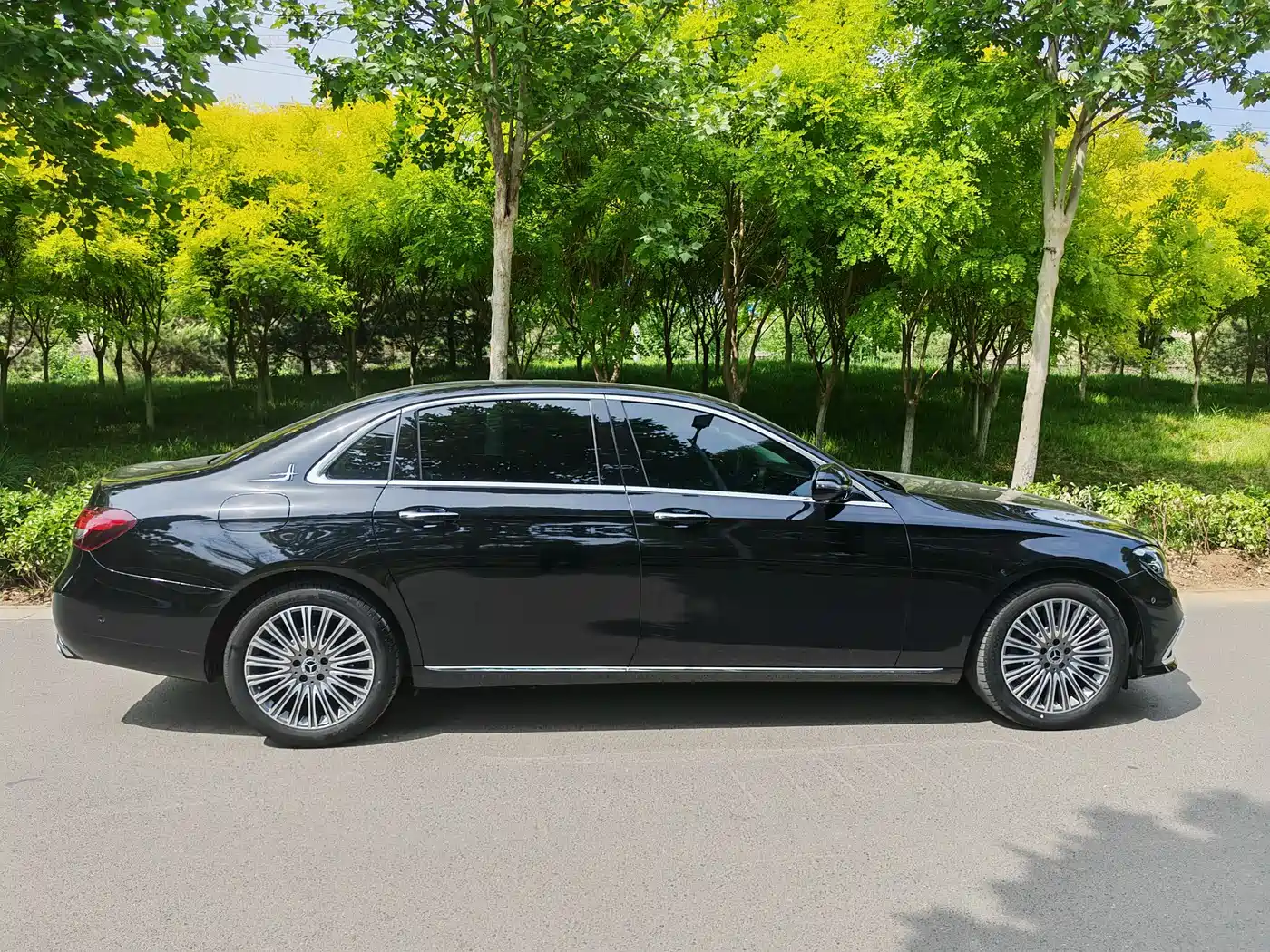 Mercedes-Benz E-Class 2023 Facelift E 300 L Luxury фото 10