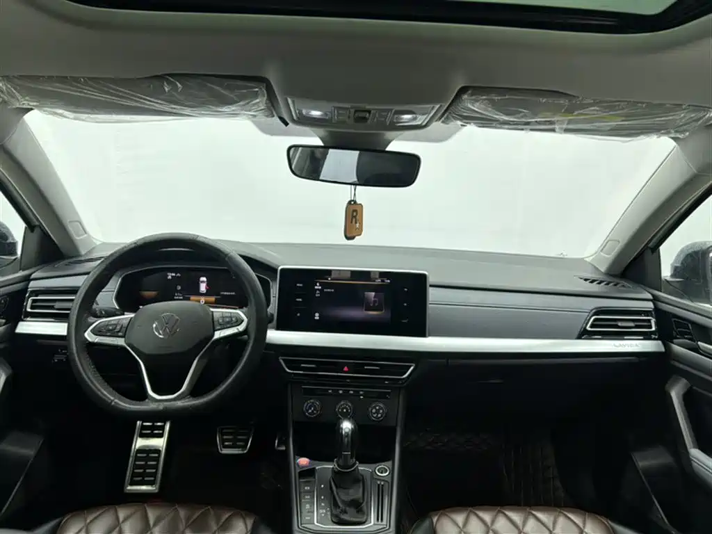 Volkswagen Lavida 2023 300TSI DSG Comfort Edition фото 8