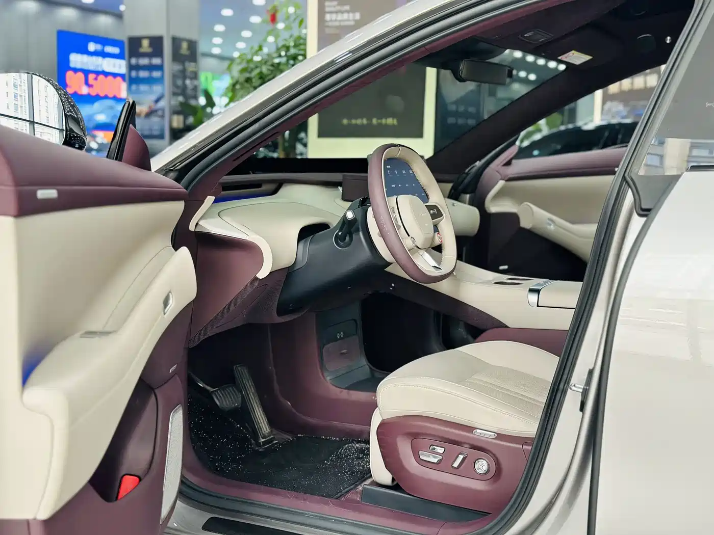 Xiaomi Auto Xiaomi YU7 2025 Ultra Long Range High Performance AWD Max Edition фото 4