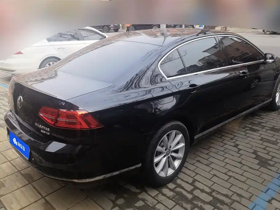 Volkswagen Magotan 2018 330TSI DSG Leading фото 3