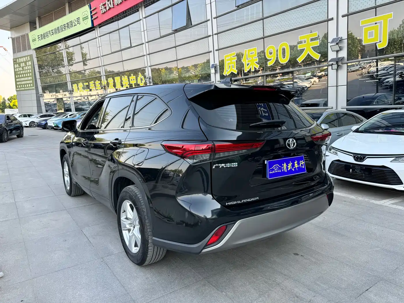 Toyota Highlander 2024 2.5L Smart Hybrid 2WD Elite 5-seater фото 12