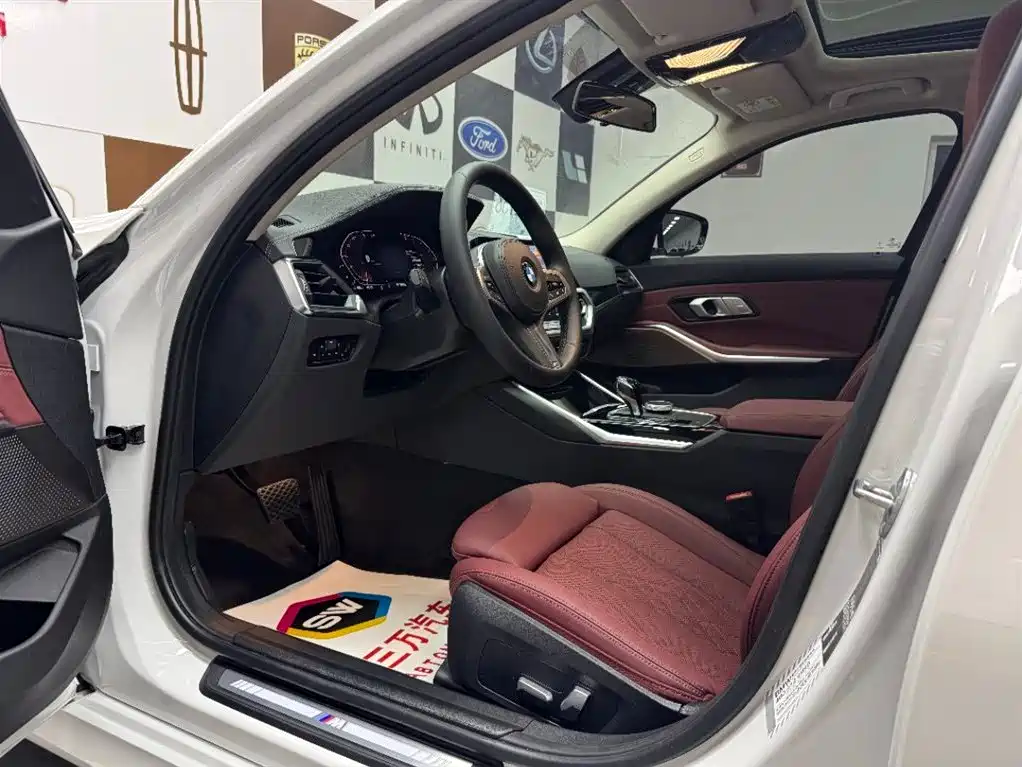 BMW 3 Series 2022 320Li M Sport Package фото 7