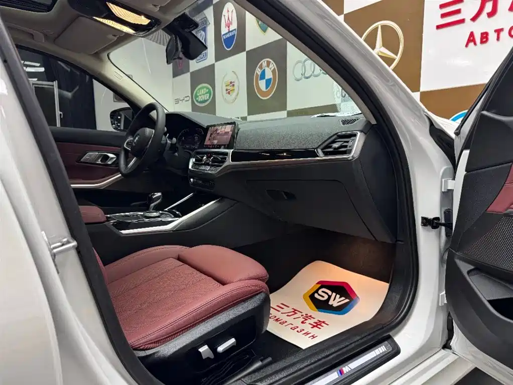 BMW 3 Series 2022 320Li M Sport Package фото 9