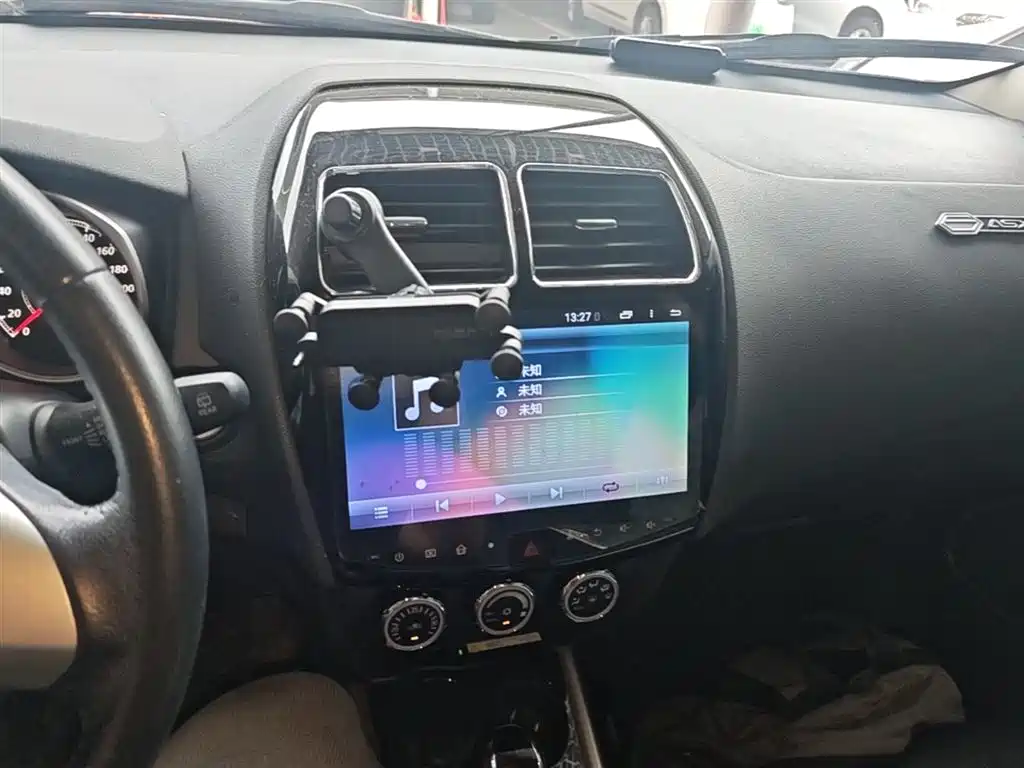Mitsubishi ASX 2018 2.0L CVT 2WD Premium фото 13