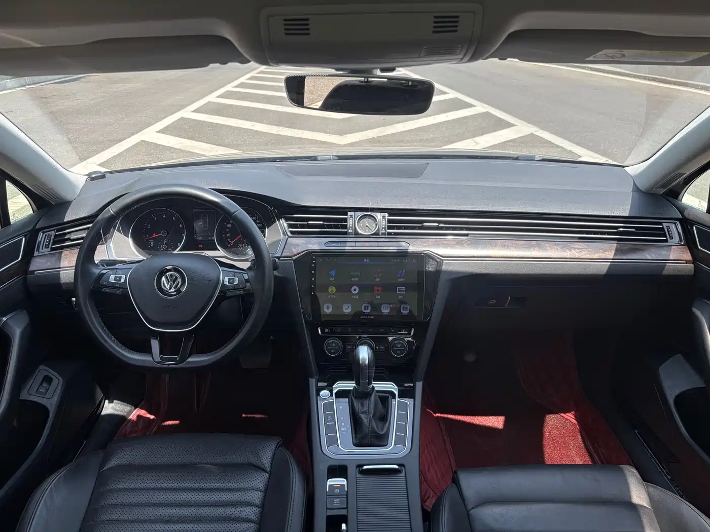 Volkswagen Magotan 2018 Facelift 330TSI DSG Luxury фото 5