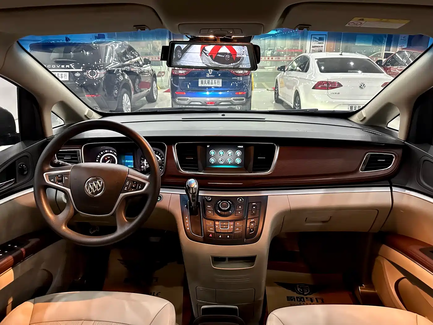 Buick GL8 2018 28T Comfort China VI фото 13