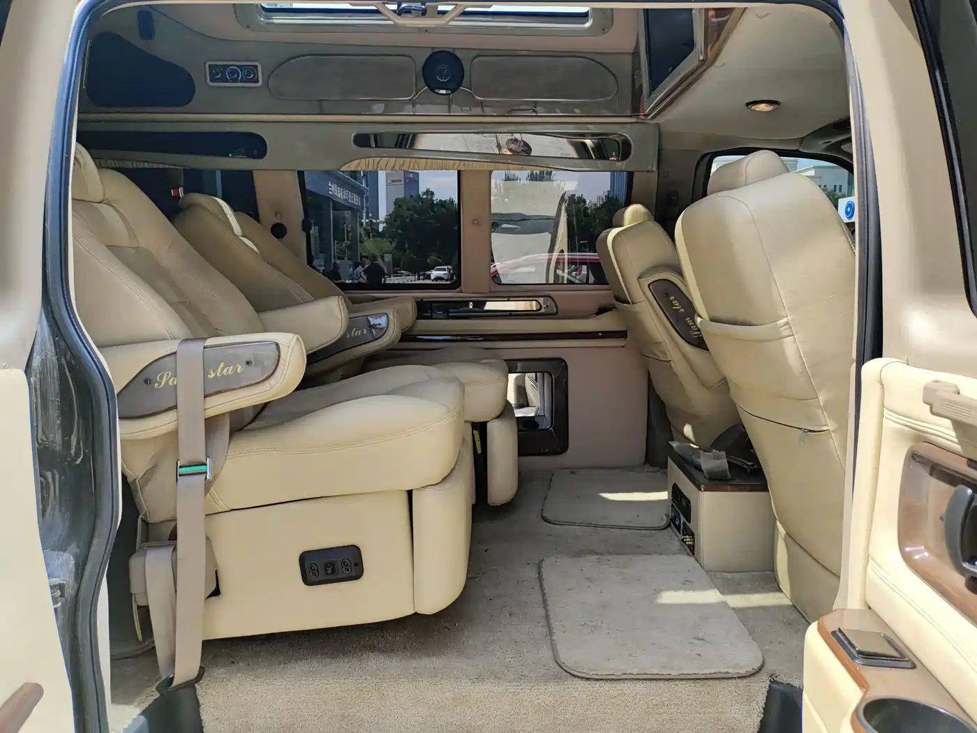 GMC Savana 2011 2011 5.3L Business Star 7-Seater