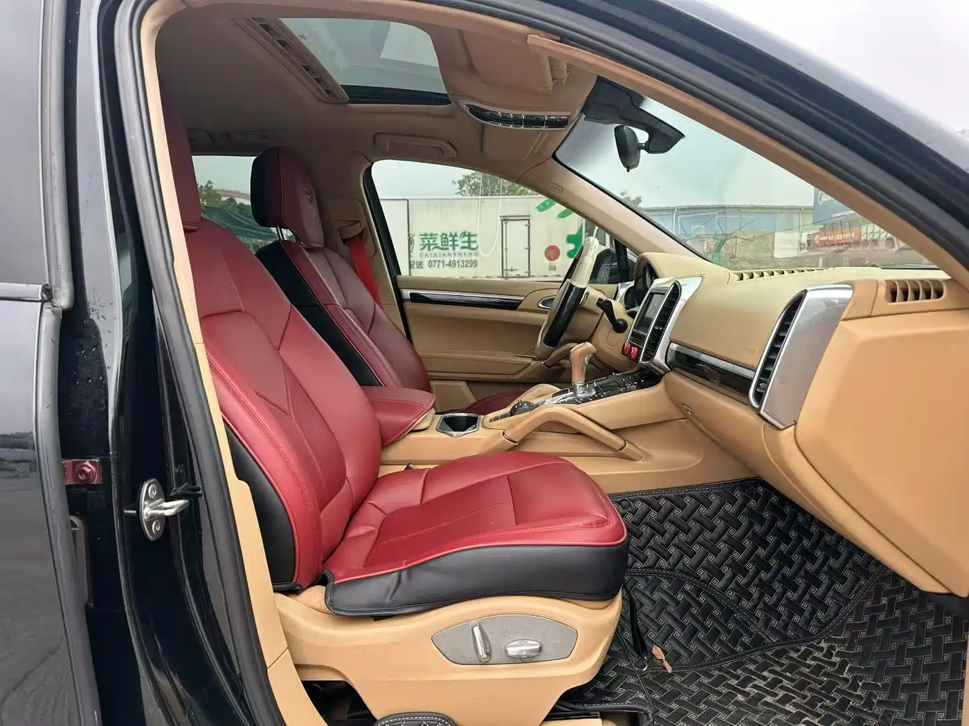 Porsche Cayenne 2011 Cayenne 3.0T фото 8