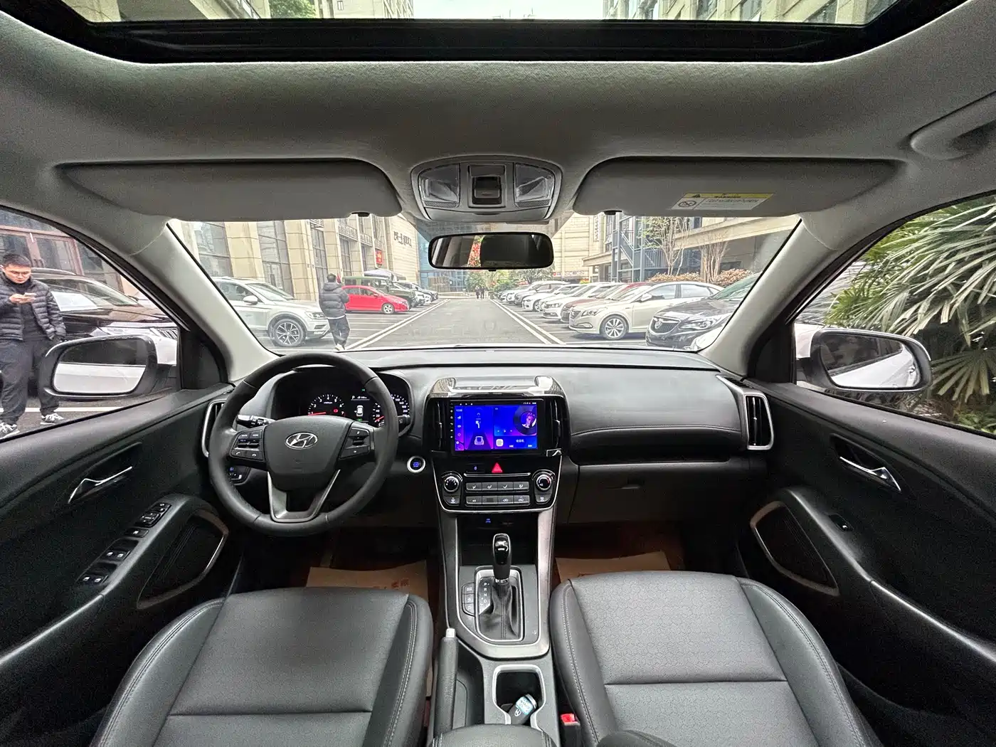 Hyundai Beijing Hyundai ix35 2019 2.0L Automatic 2WD Zhiyong·Smooth Enjoy China VI фото 11