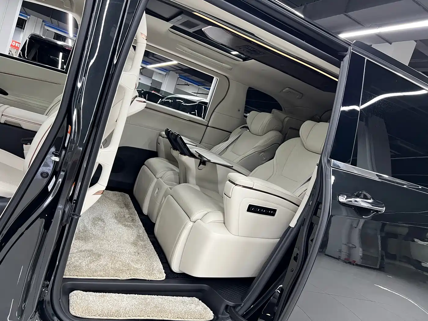 Lexus LM 2025 2025 Model 500h Six-Seater Prestige Edition