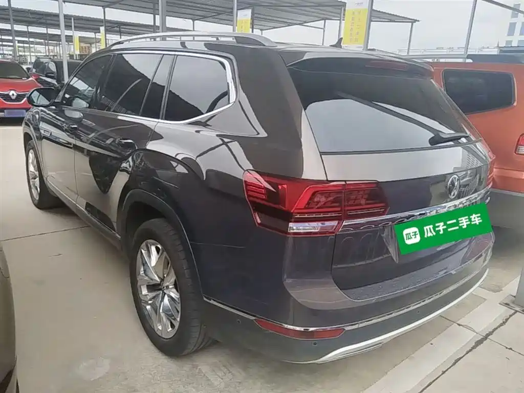 Volkswagen Teramont 2017 530 V6 4WD Flagship Edition фото 5
