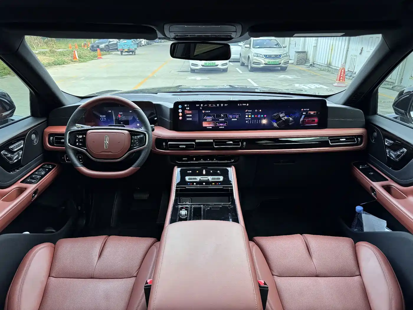 Lincoln Aviator 2025 2024 3.0T V6 AWD Luxury Edition 6-Seater