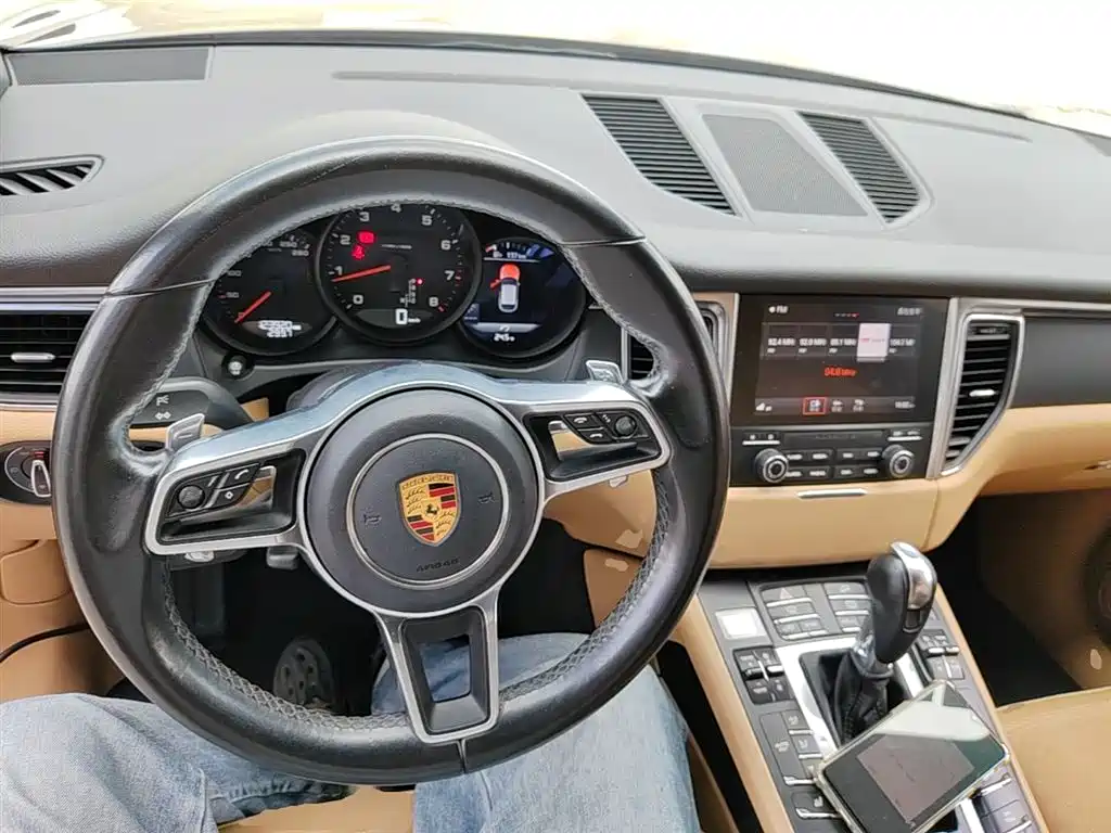 Porsche Macan 2017 Macan 2.0T фото 10