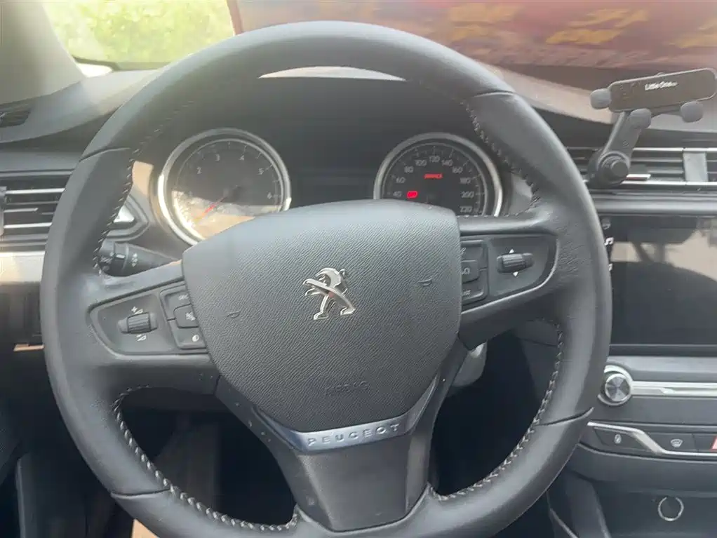 Peugeot 408 2020 360THP 10th Anniversary Premium Edition фото 5
