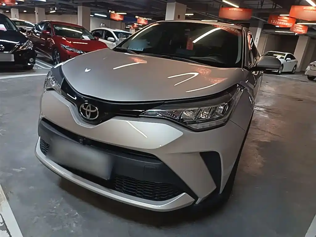 TOYOTA C-HR 2023