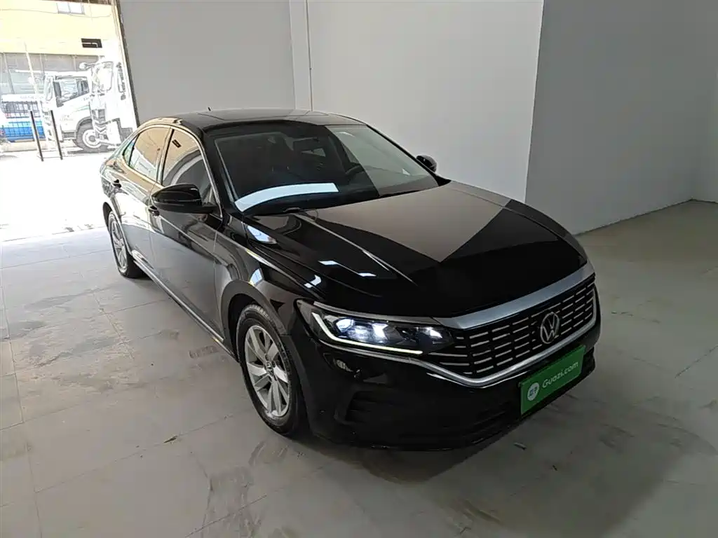 Volkswagen Passat 2023 280TSI Business Edition фото 4