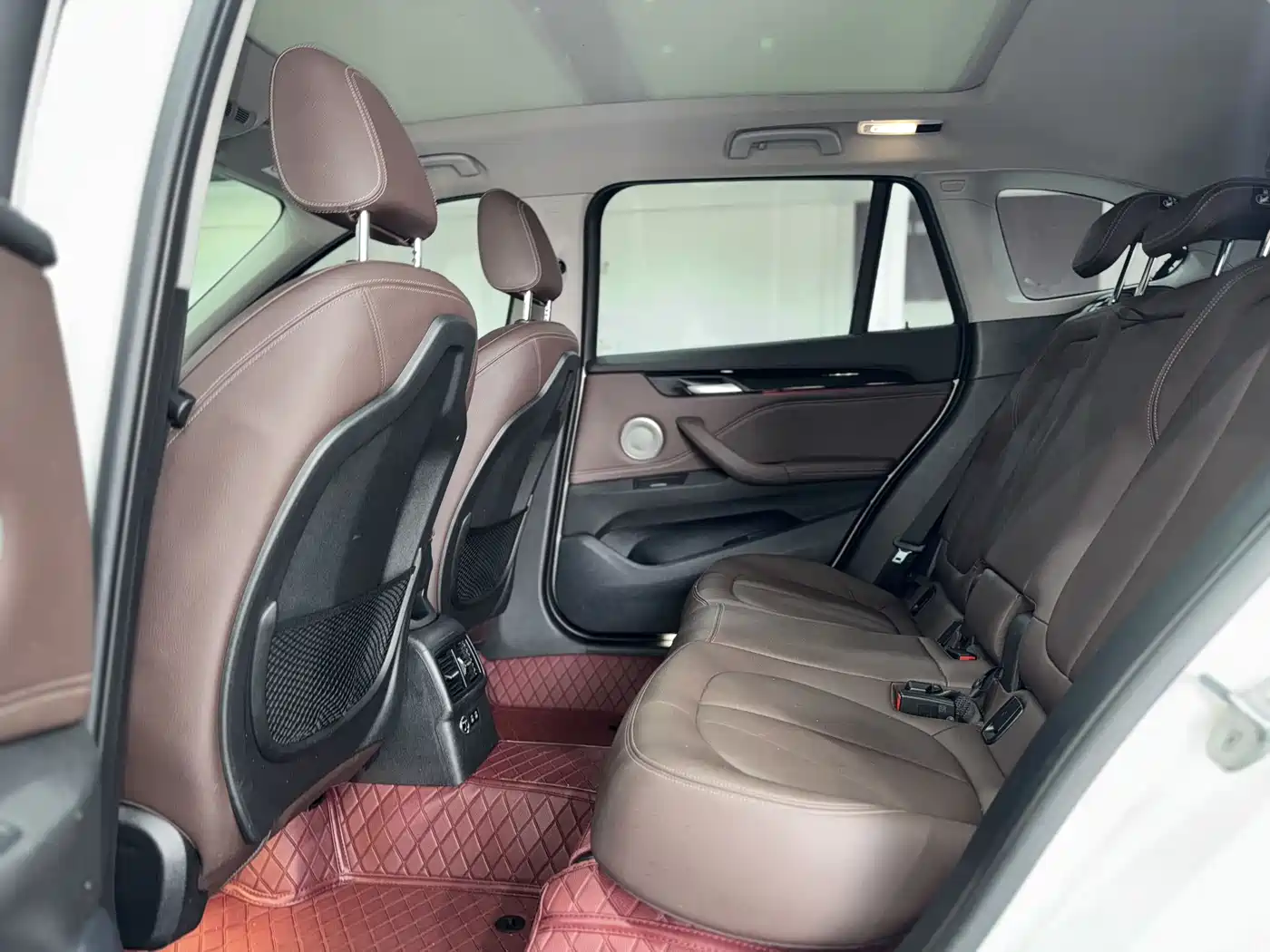 BMW X1 2022 sDrive25Li Leading фото 6