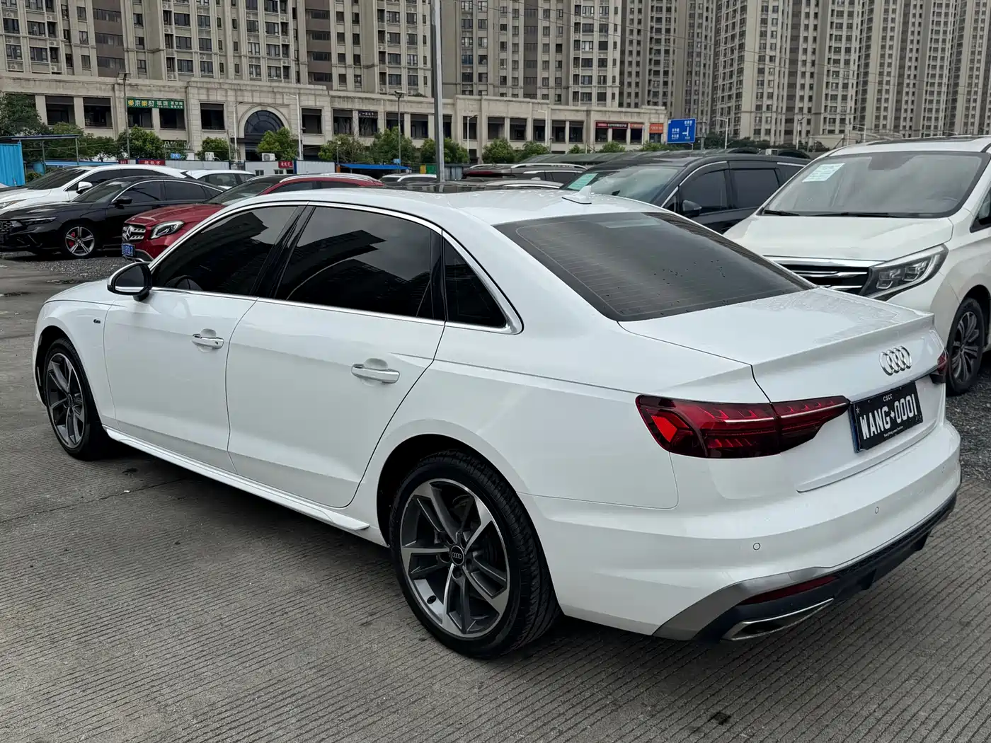 Audi A4L 2022 40 TFSI Luxury Dynamic фото 7