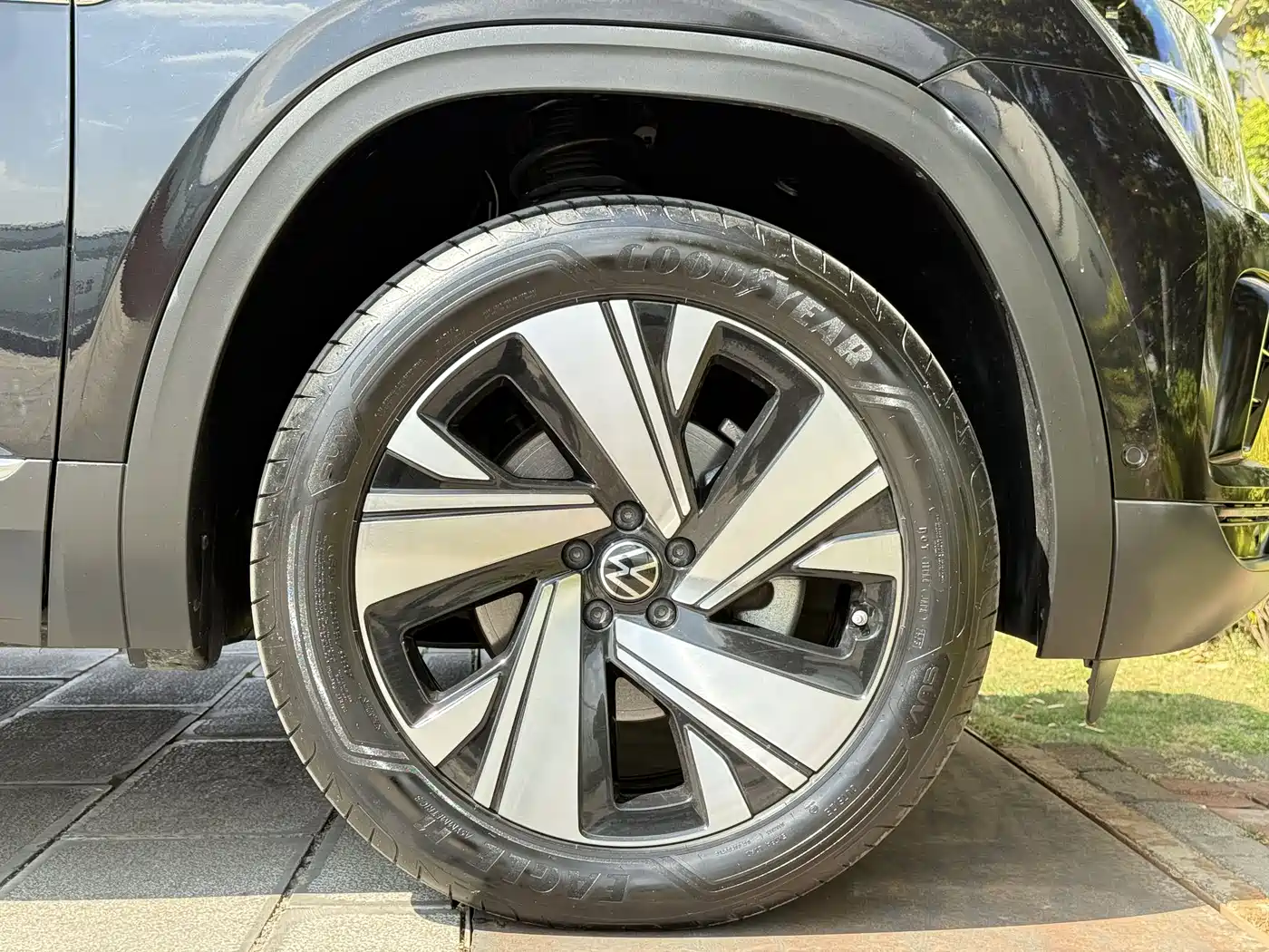 Volkswagen Teramont 2024 380TSI 4WD Prestige Luxury Edition фото 50