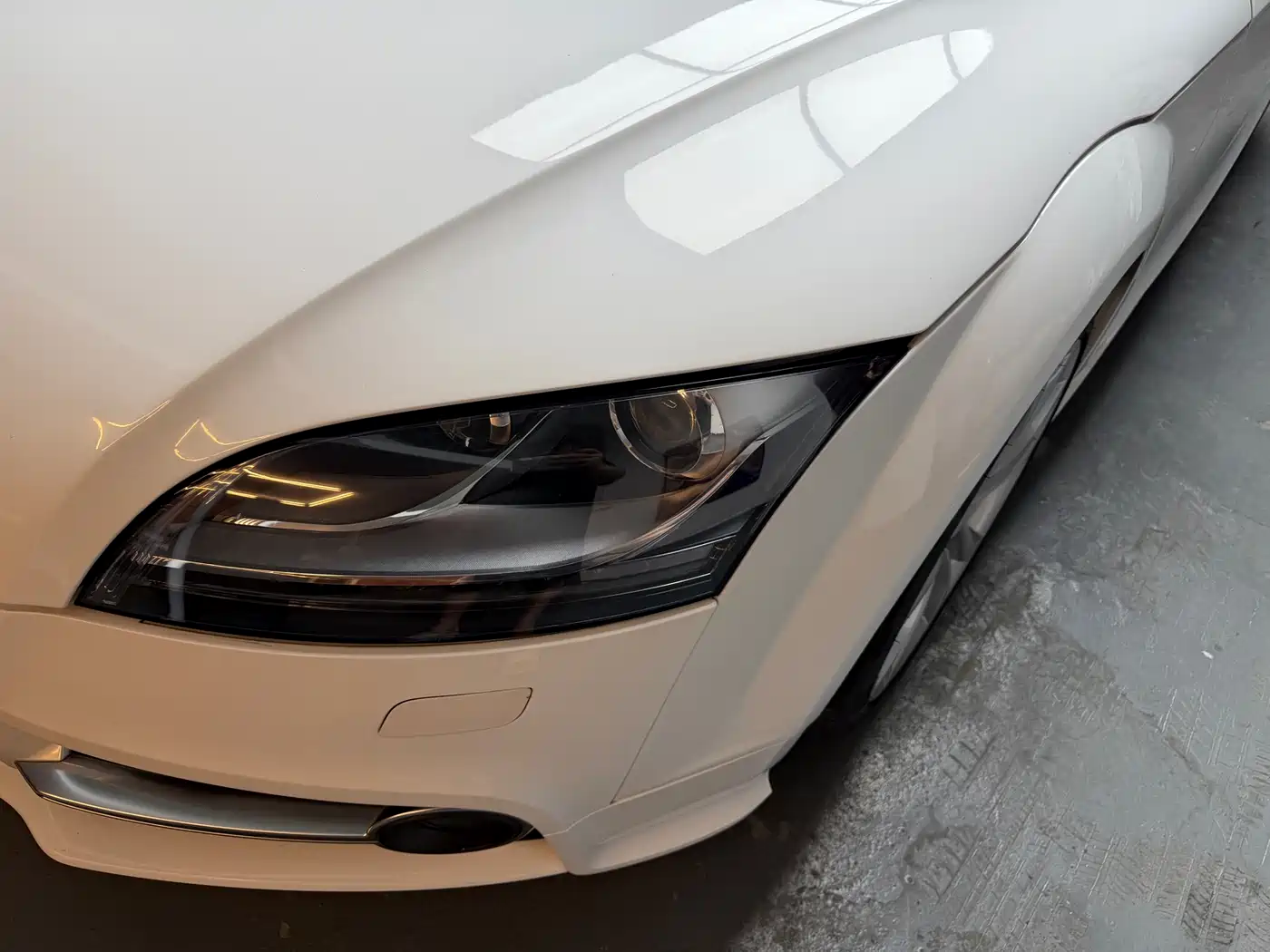 Audi TTS 2011 Model TTS Coupe 2.0TFSI quattro фото 4
