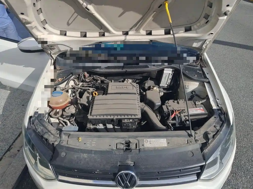 Фото 21 - Volkswagen Polo