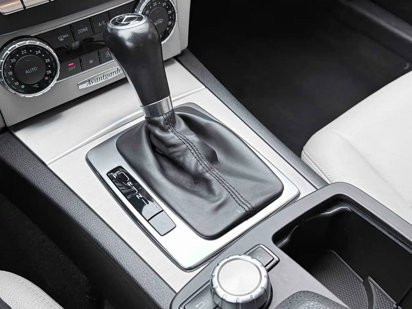 Mercedes-Benz C-Class (Import) 2011 C 200 Fashion Wagon Edition фото 7