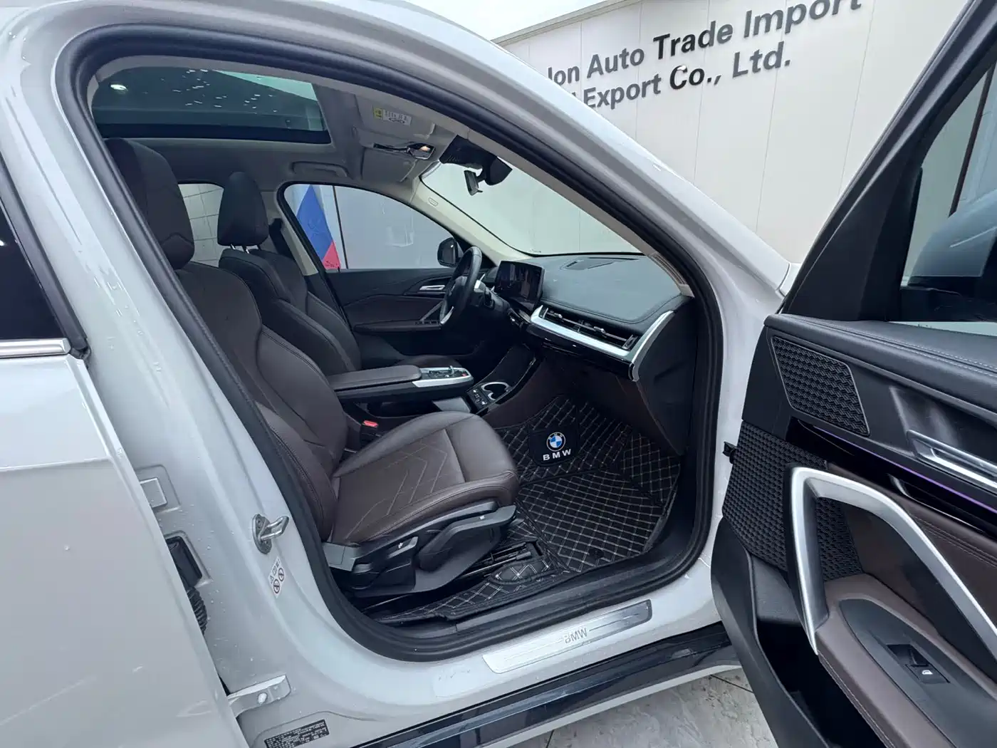 BMW X1 2024 sDrive20Li X Design Package фото 24