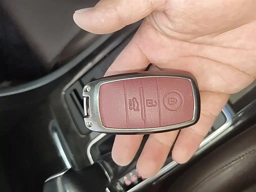Kia K5 2016 1.6T Automatic LUX фото 9