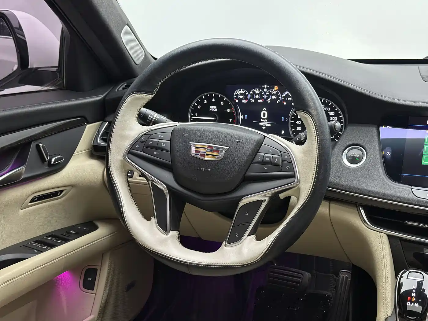 Cadillac CT6 2019 28T Fashion Model фото 15