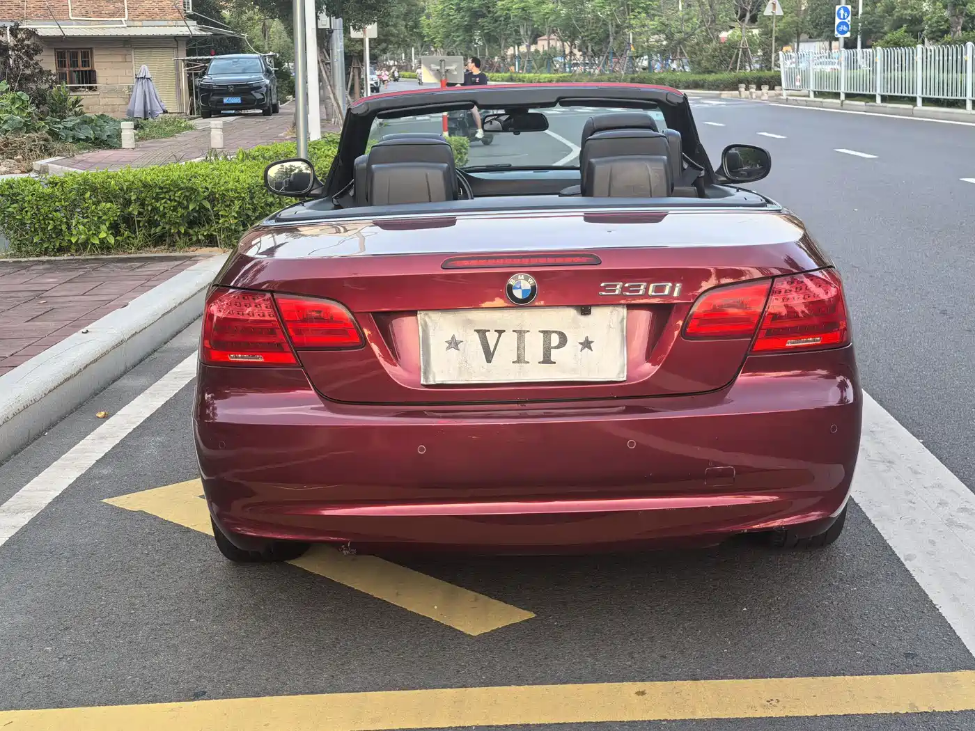 BMW 3 Series (Import) 2011 320i Convertible фото 6