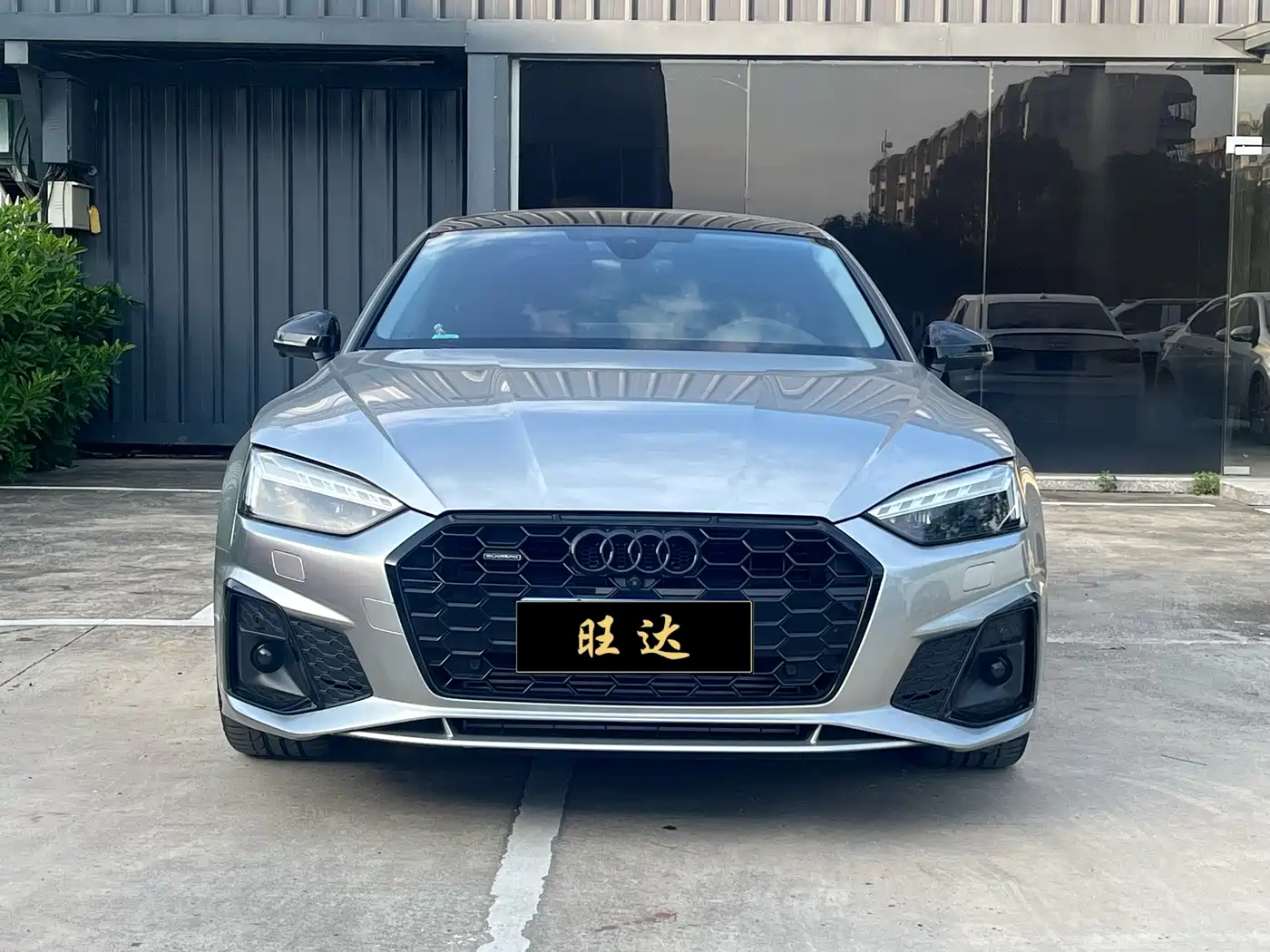 Audi A5 (Import) 2024 Sportback 40 TFSI quattro Luxury Dynamic фото 2
