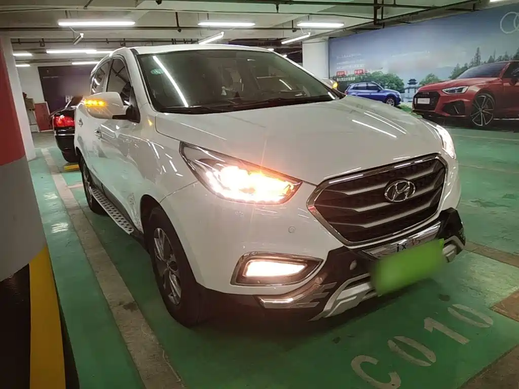 Hyundai Beijing Hyundai ix35 2015 2.0L Automatic 2WD Comfort China V фото 4