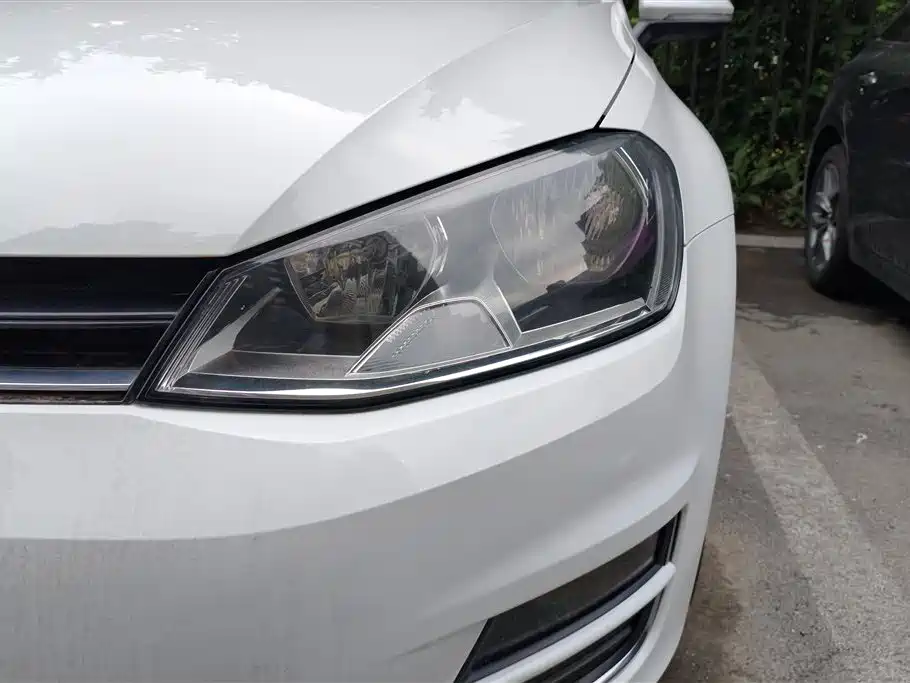 Volkswagen Golf 2016 230TSI Automatic Comfort фото 5