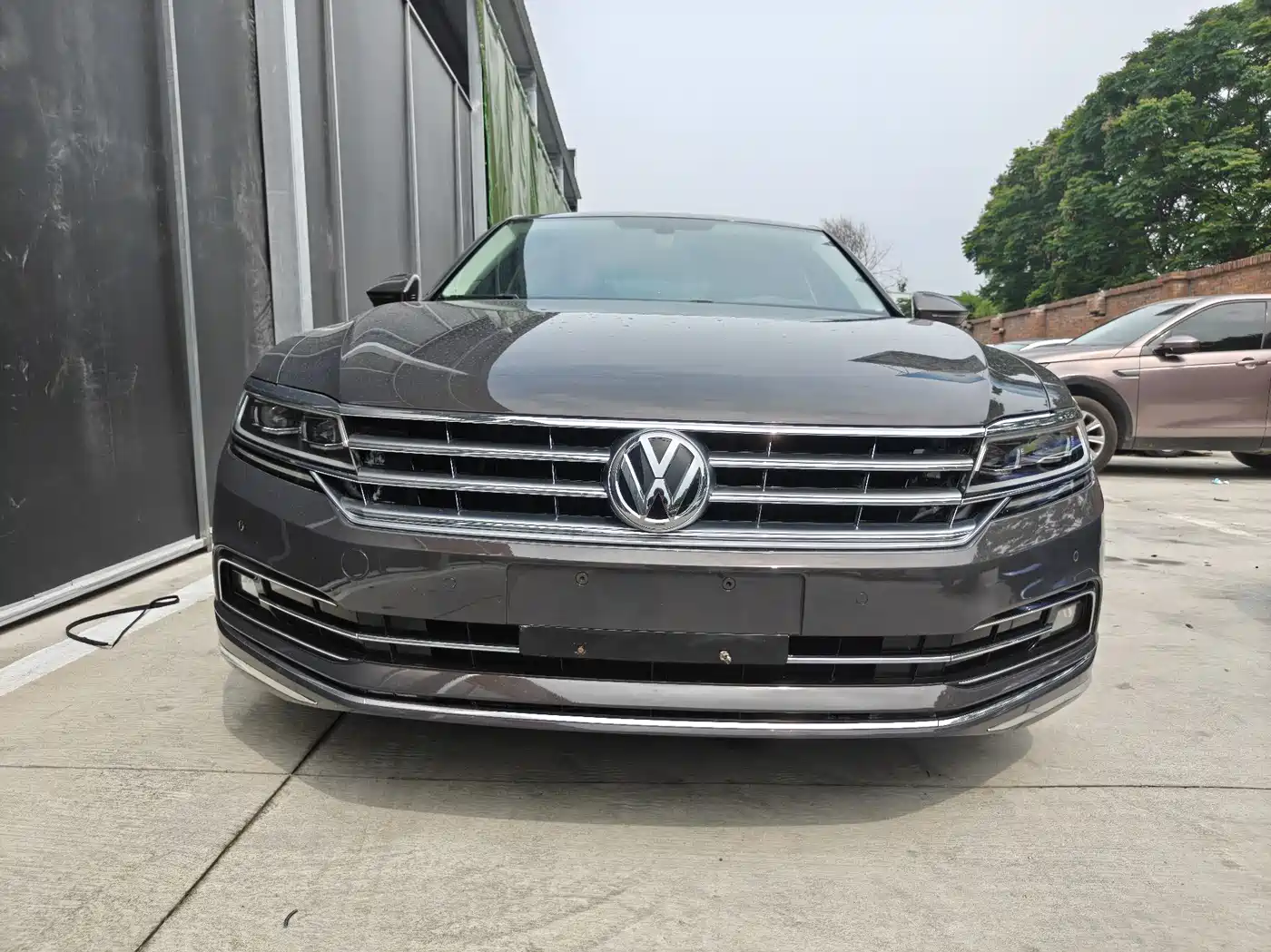 Volkswagen Phideon 2018 Facelift 380TSI FWD Business фото 2