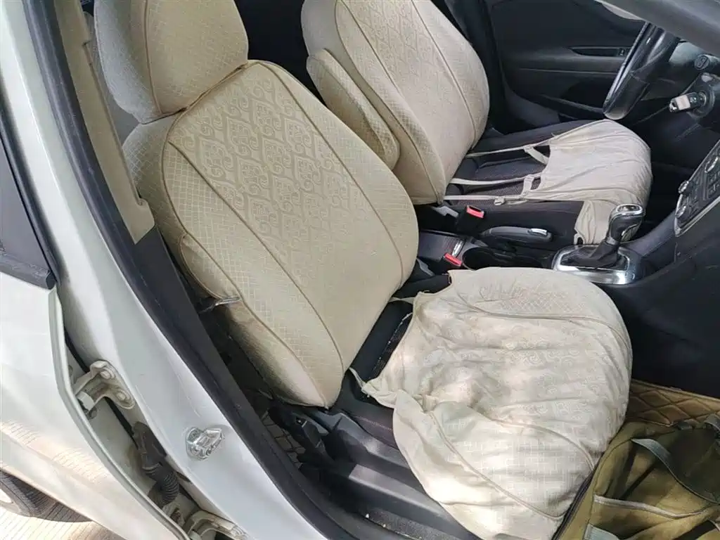 Buick Encore 2015 1.4T Automatic 2WD Urban Elite фото 25