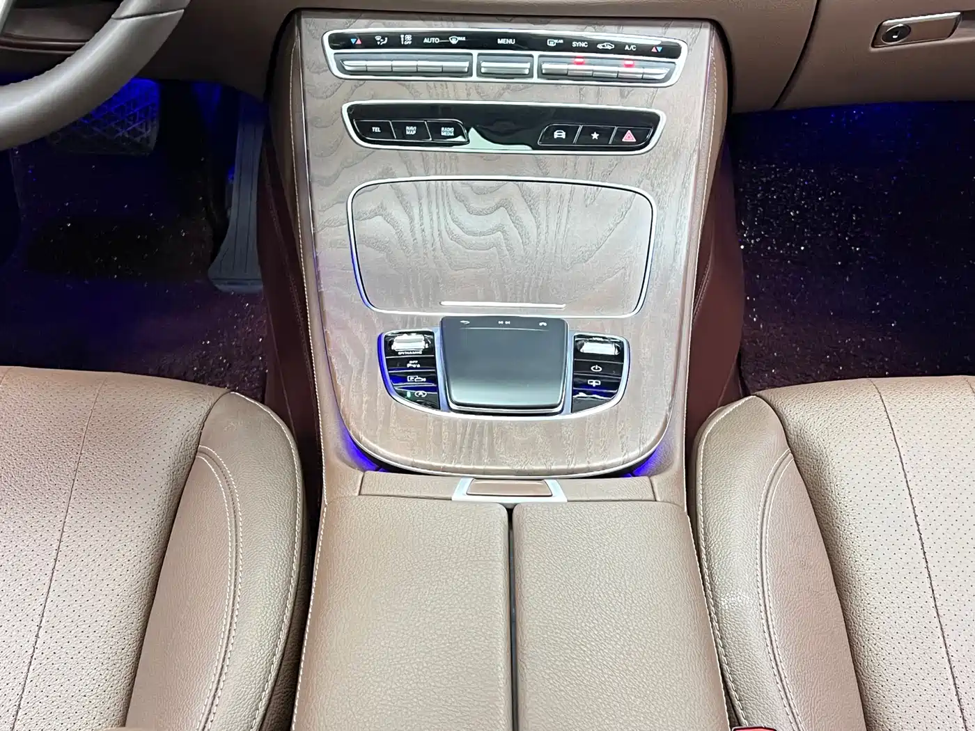 Mercedes-Benz E-Class 2023 Facelift E 300 L Luxury фото 19