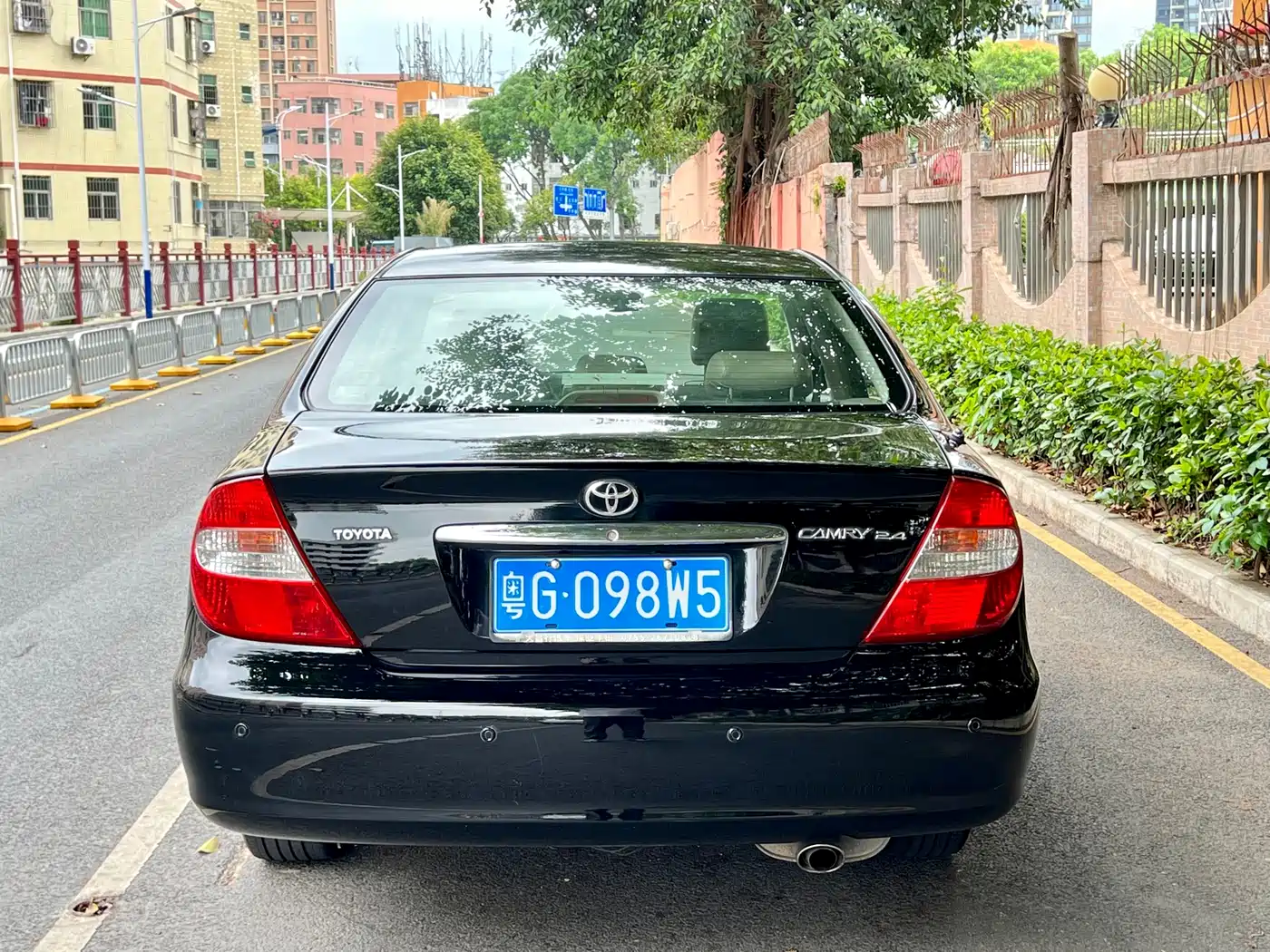Toyota Camry (Overseas) 2005 2.4 Luxury Edition фото 4
