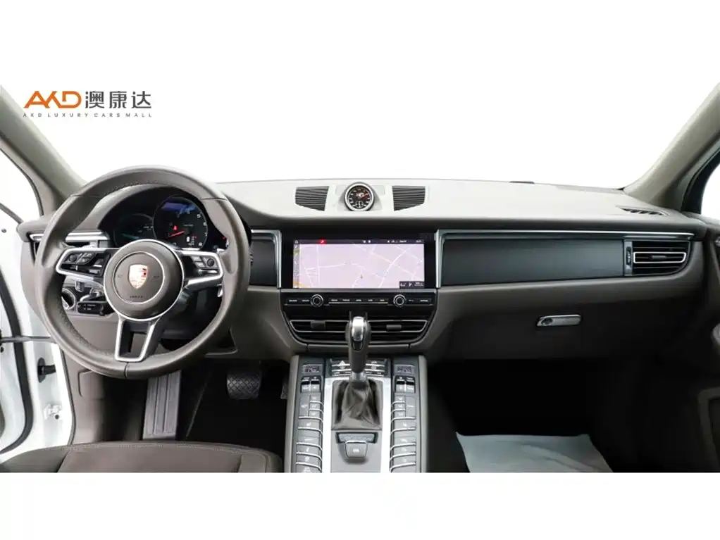 Porsche Macan 2018 Macan 2.0T фото 5