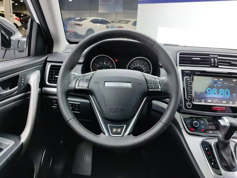 Фото 15 - Haval H6