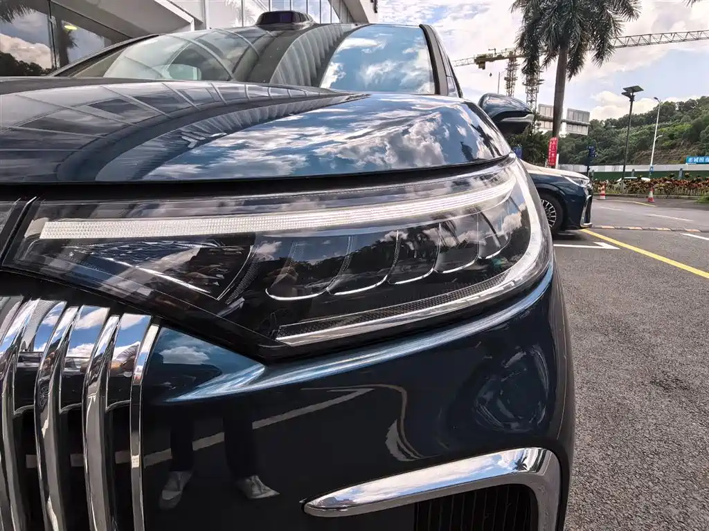 Voyah Auto Voyah Dreamer 2025 Model PHEV 4WD Premium QianKun Edition фото 4
