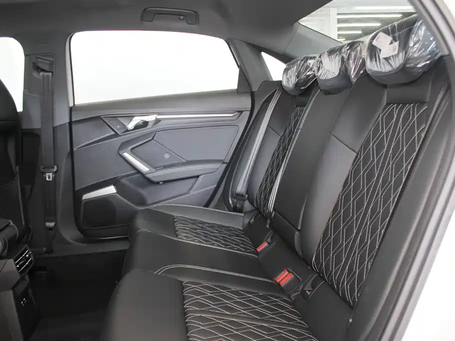 Audi A3 2026 2025 Facelift A3L Limousine 35TFSI Flying Spur Premium