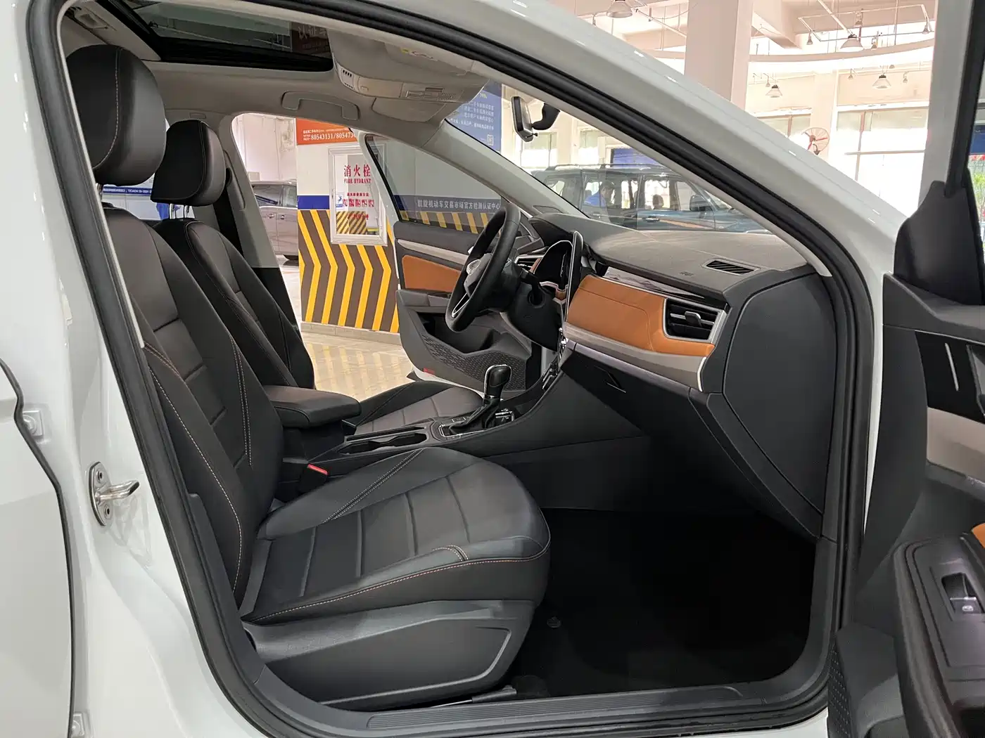Volkswagen Bora 2023 200TSI DSG Yuexing PRO Edition фото 10