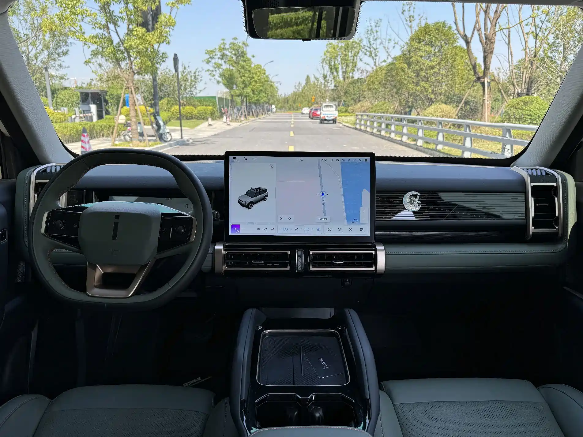 Фото 21 - iCAR 03