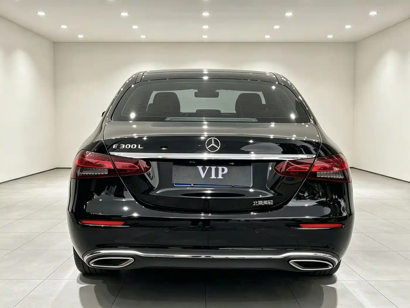 Mercedes-Benz E-Class 2023 E 300 L Fashion фото 13