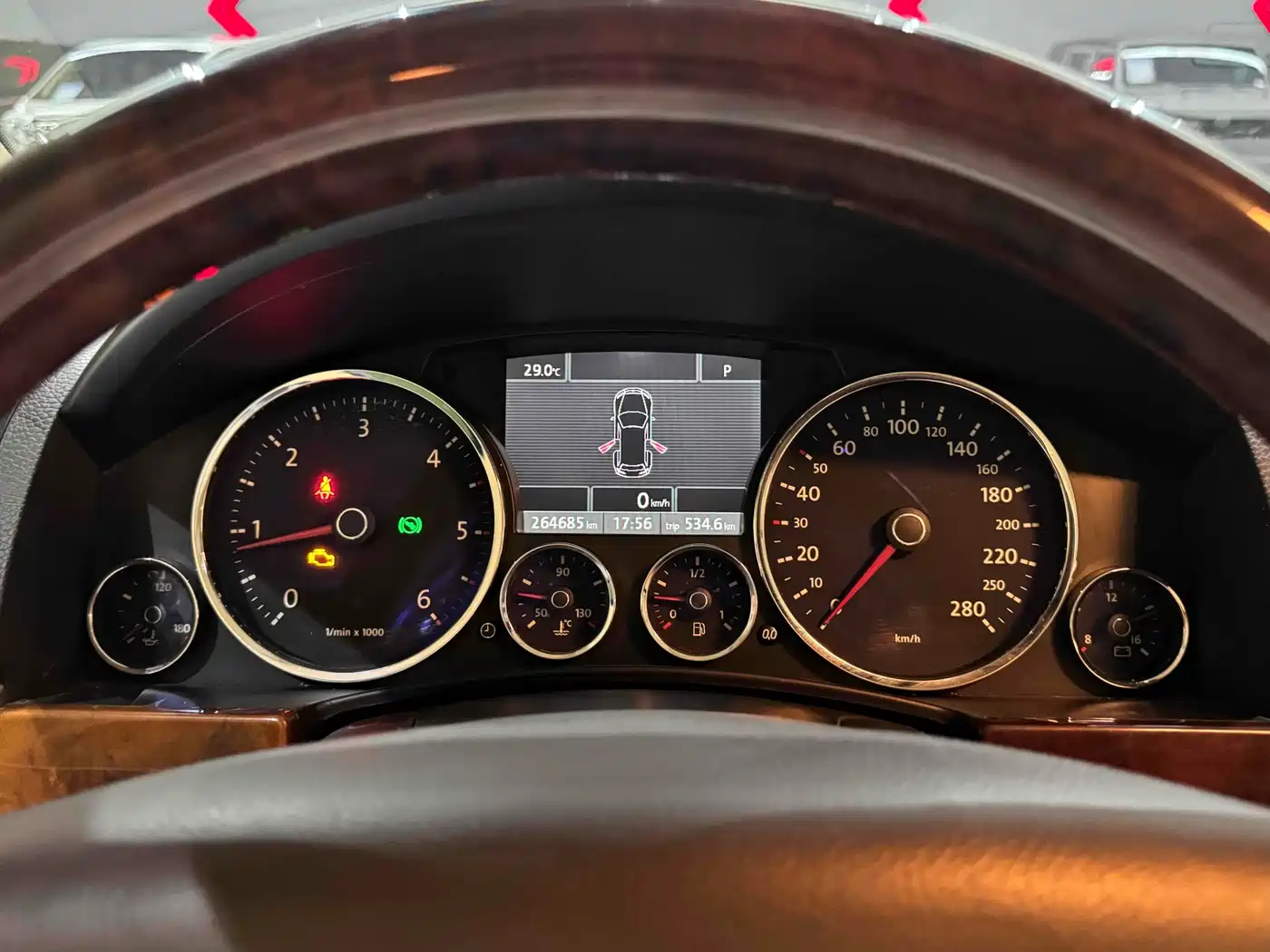 Volkswagen Touareg 2009 3.0T Diesel Luxury фото 6