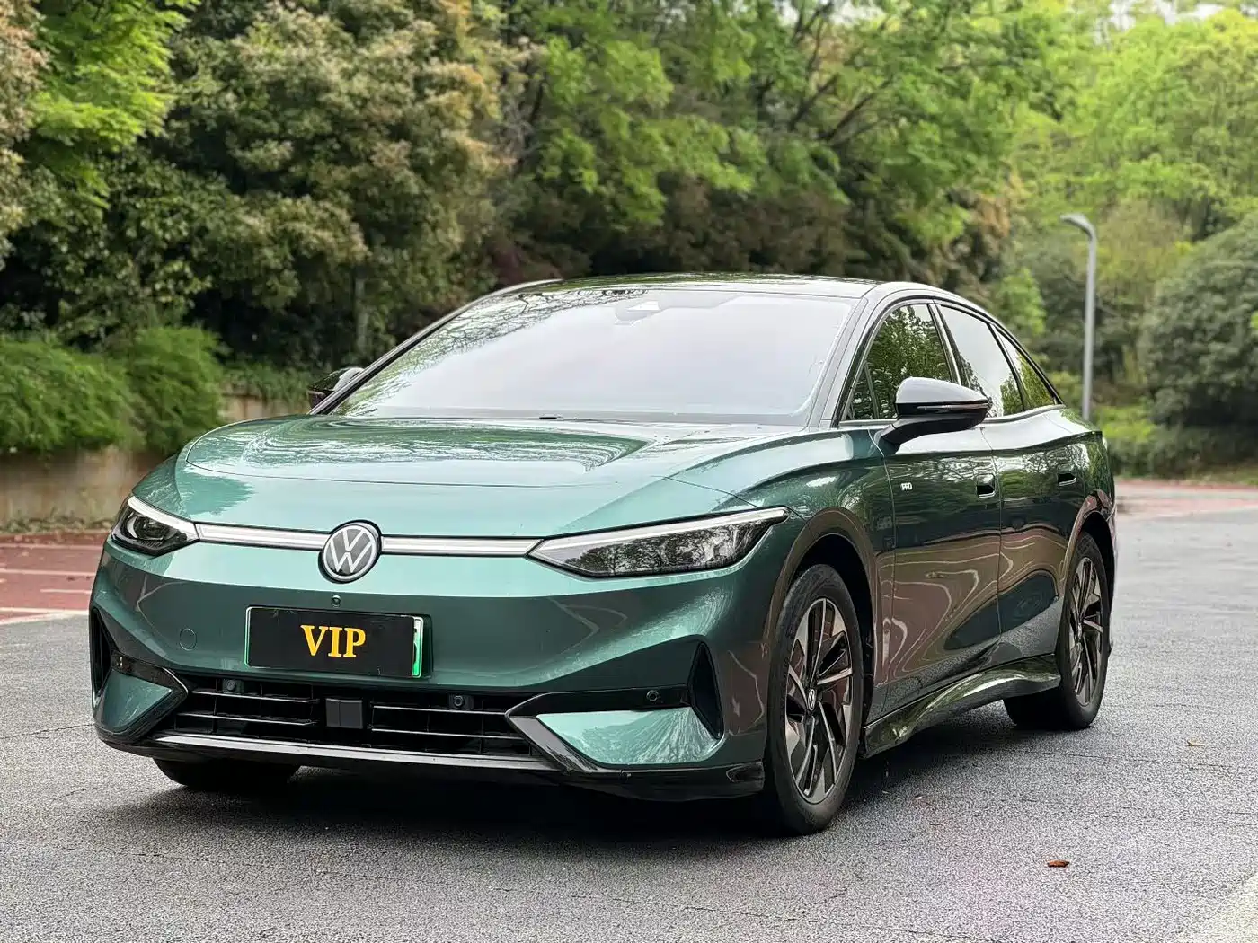 VOLKSWAGEN ID.7 VIZZION