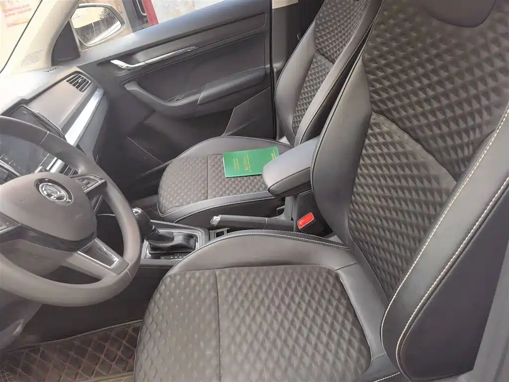 Škoda Kamiq 2020 Model 1.5L Automatic Comfort фото 11