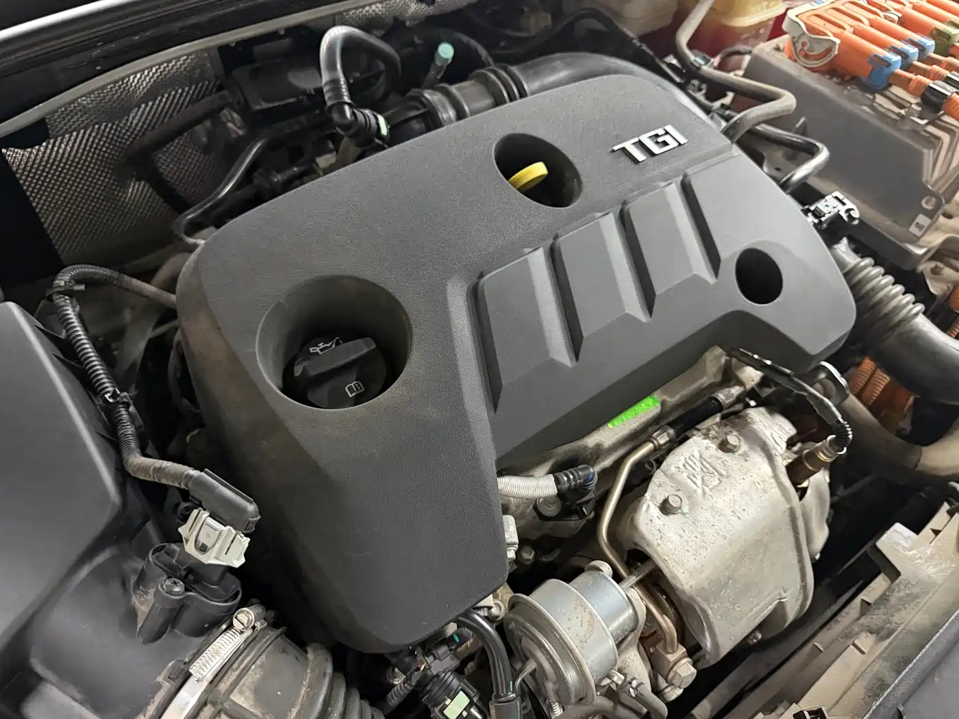 Roewe i6 New Energy 2018 2017 45T Hybrid Connected Smart Enjoyment Edition