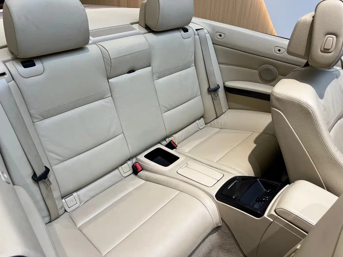 BMW 3 Series (Import) 2011 335i Convertible Coupe фото 21